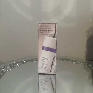 Dermalogica Stabilizing Repair Cream - White and Purple Packaging